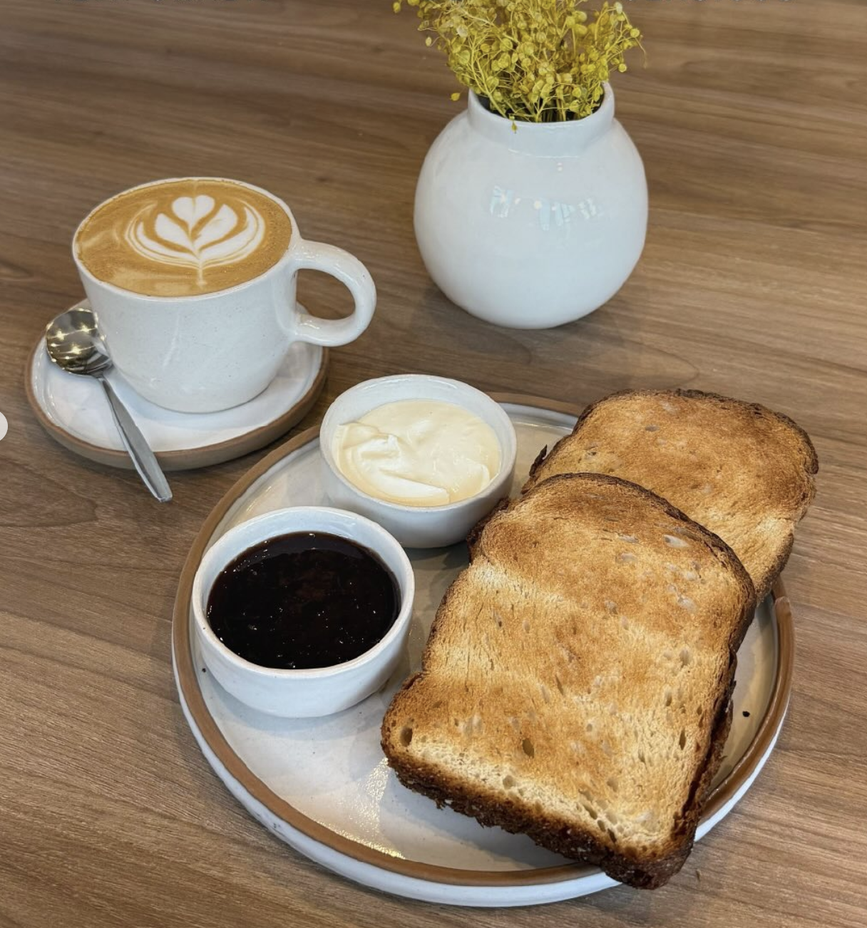 Avocado Toast Premium